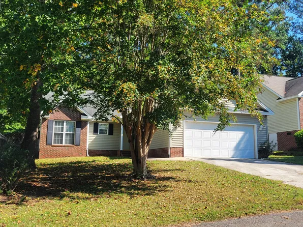 120 Kensington Way, Aberdeen, NC 28315