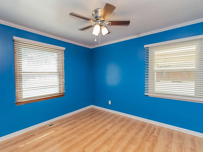 315 Georgia Ave — Photo 29