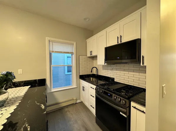 10 Pearl Street Pl, Somerville, MA