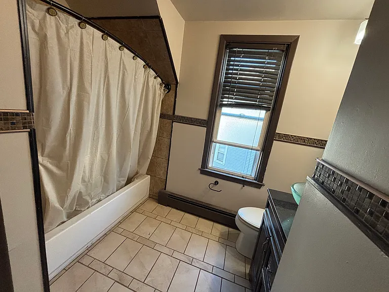 80 Colonial Ave #2 — Photo 7