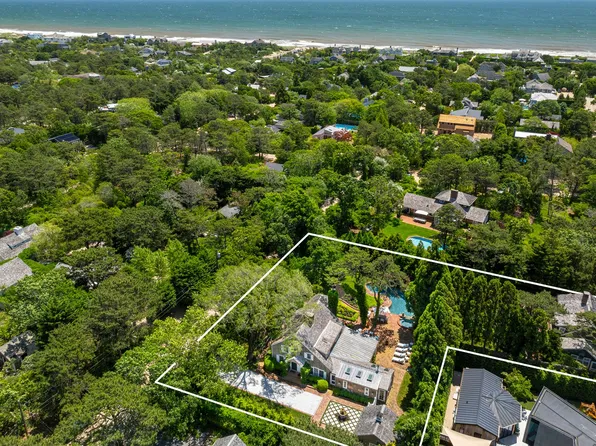 30 Maidstone Dr, Amagansett, NY 11930