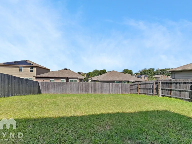 9523 Apple Ridge Ln — Photo 21