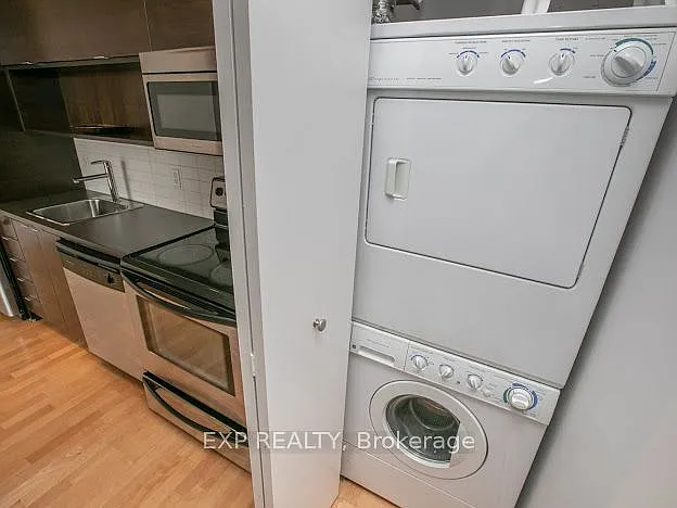 324 Laurier Ave W #1401 — Photo 6