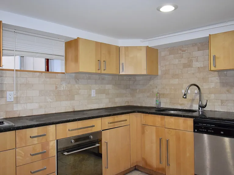 356 Slocum Way — Photo 9