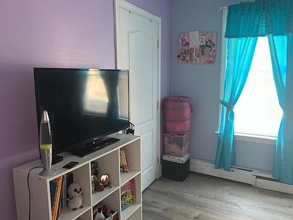 5th image of 5 Park Ave Unit 5