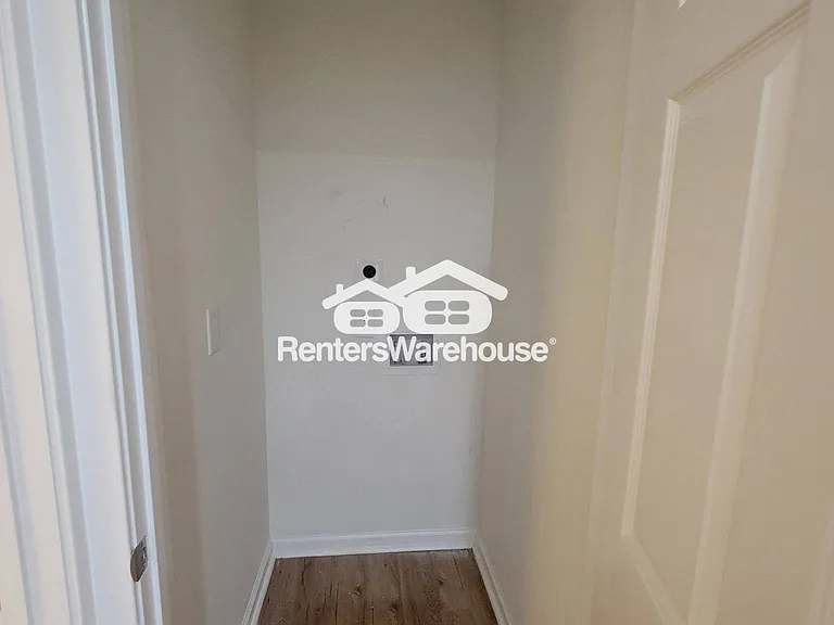1700 Shirley St SW — Photo 16