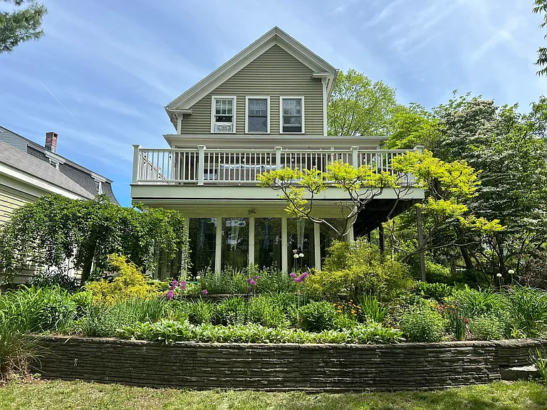 62 Richards St — Photo 38