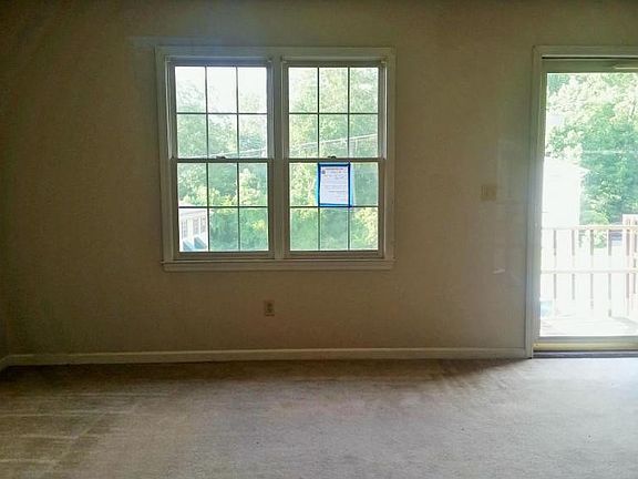 2nd image of 2243 Forest Acres Dr #D