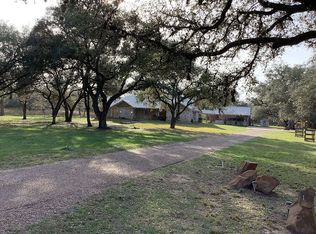 3182 Live Oak Rd, Cuero, TX 77954