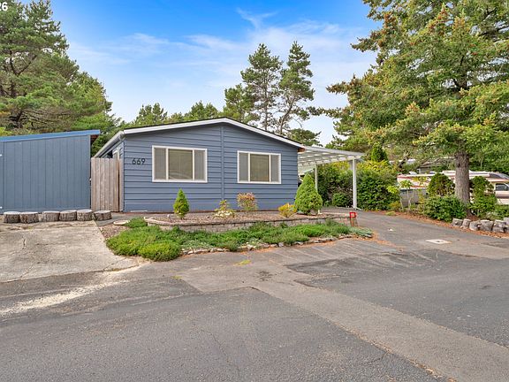 3rd image of 1601 Rhododendron Dr Space 669