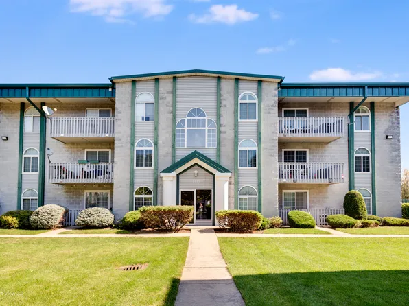 2883 Heritage Dr APT 1A, Joliet, IL 60435