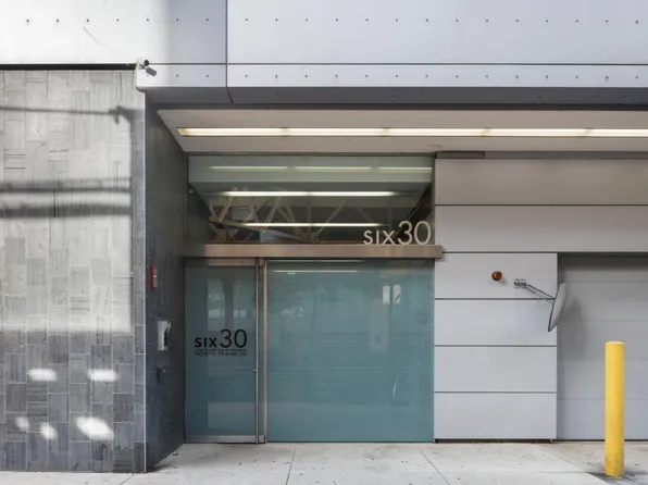 630 N Franklin St APT 808, Chicago, IL 60654