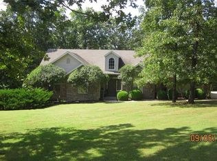 11211 Mountain Spring Dr, Fayetteville, AR 72701