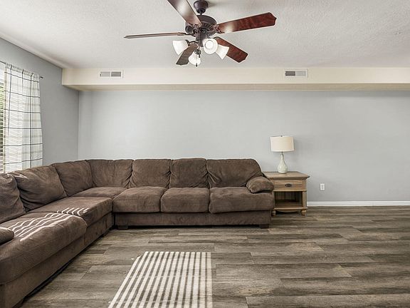 4th image of 1148 N Northfield Rd #78