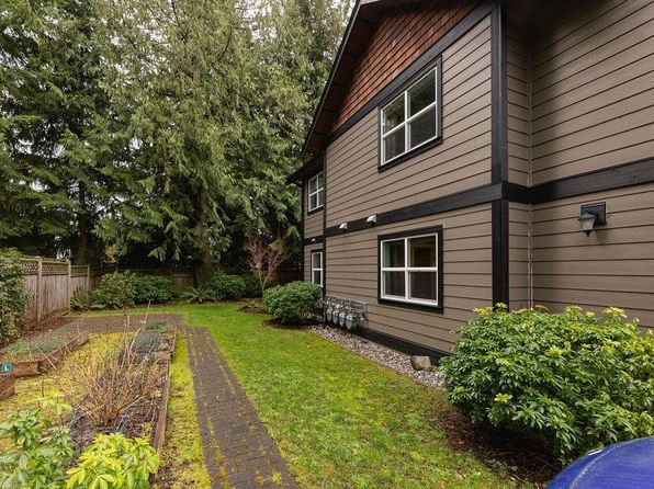 518 Shaw Rd #106, Gibsons, BC V0N 1V8