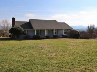 127 Ostenbarker St, Maryville, TN 37804