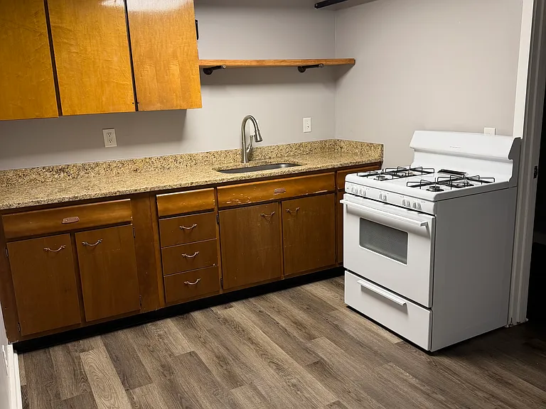 2748 Atlantic Ave #5 — Photo 6