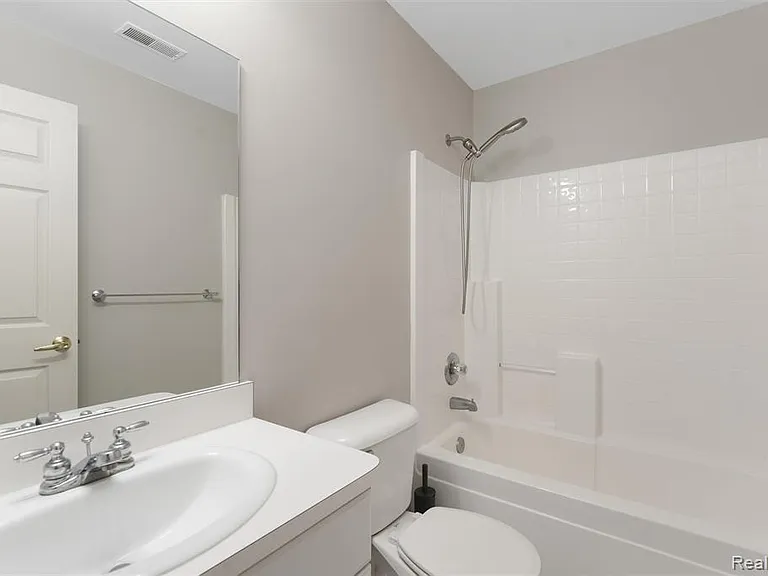28126 Carlton Way Dr — Photo 14