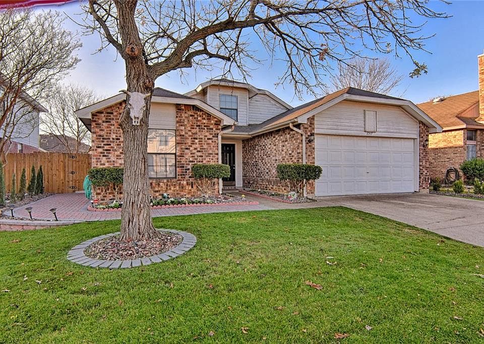 1st image of 2517 Forest Creek Dr