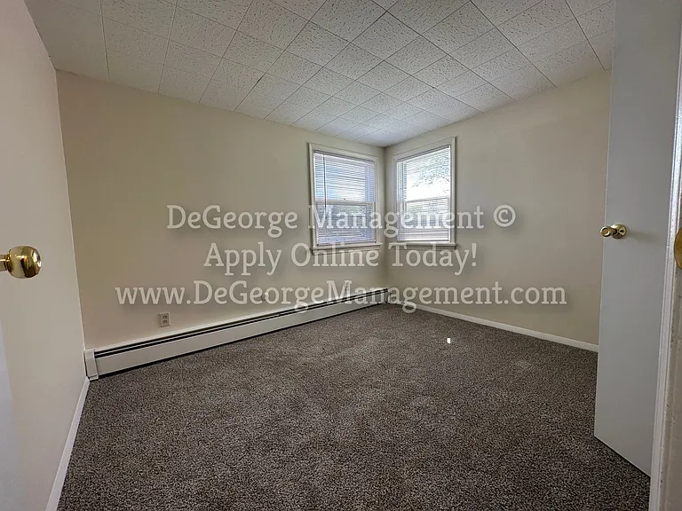 Walworth Garden Apartments — Photo 108