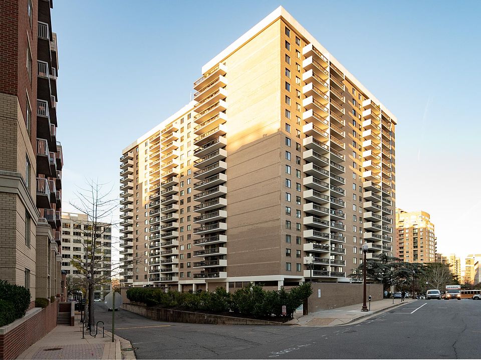 1st image of 3800 Fairfax Dr APT 501