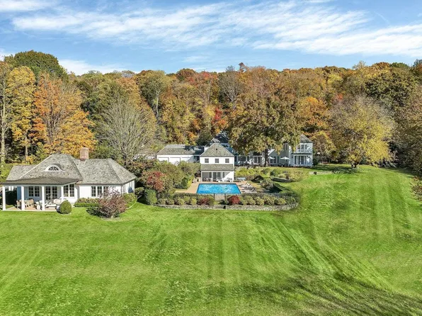 108 Horseshoe Road, Mill Neck, NY 11765