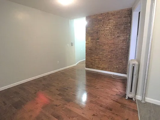 Rented by BRICK & GALO REALTY CORP | media 4