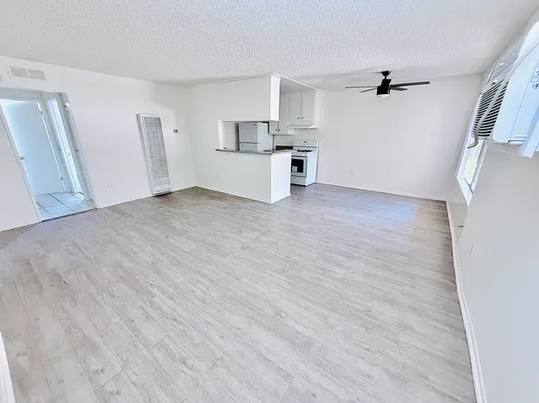 (undisclosed Address), Van Nuys, CA 91411