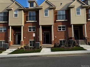 25558 Grandview Ln #38, Novi, MI 48375