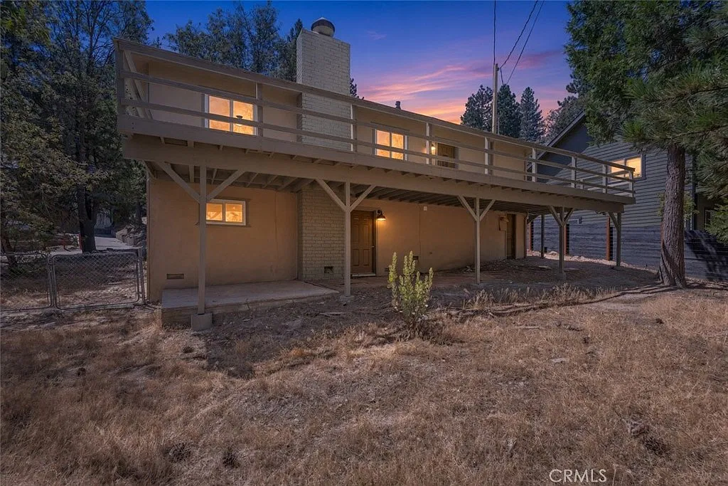 3 bed, 1825 sqft, $2,600 — Photo 2