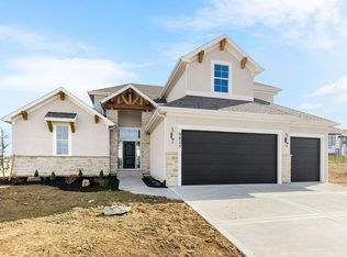 9855 NE 105th St, Kansas City, MO 64157
