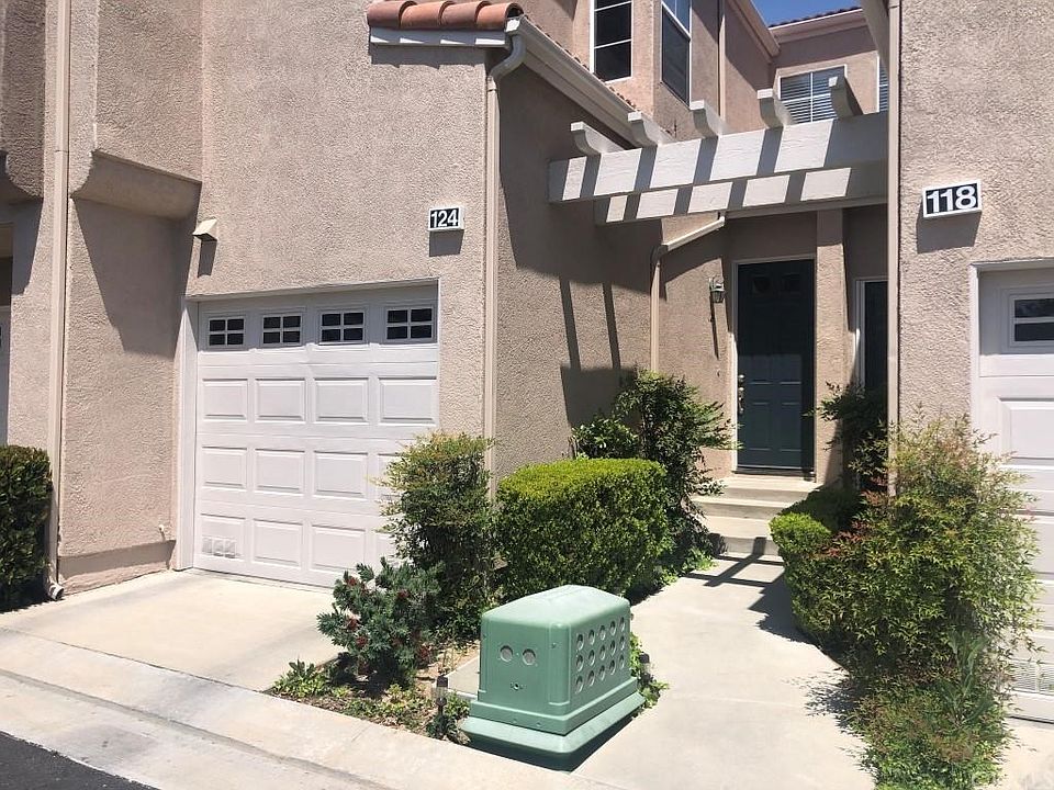 1st image of 124 Sweet Ln
