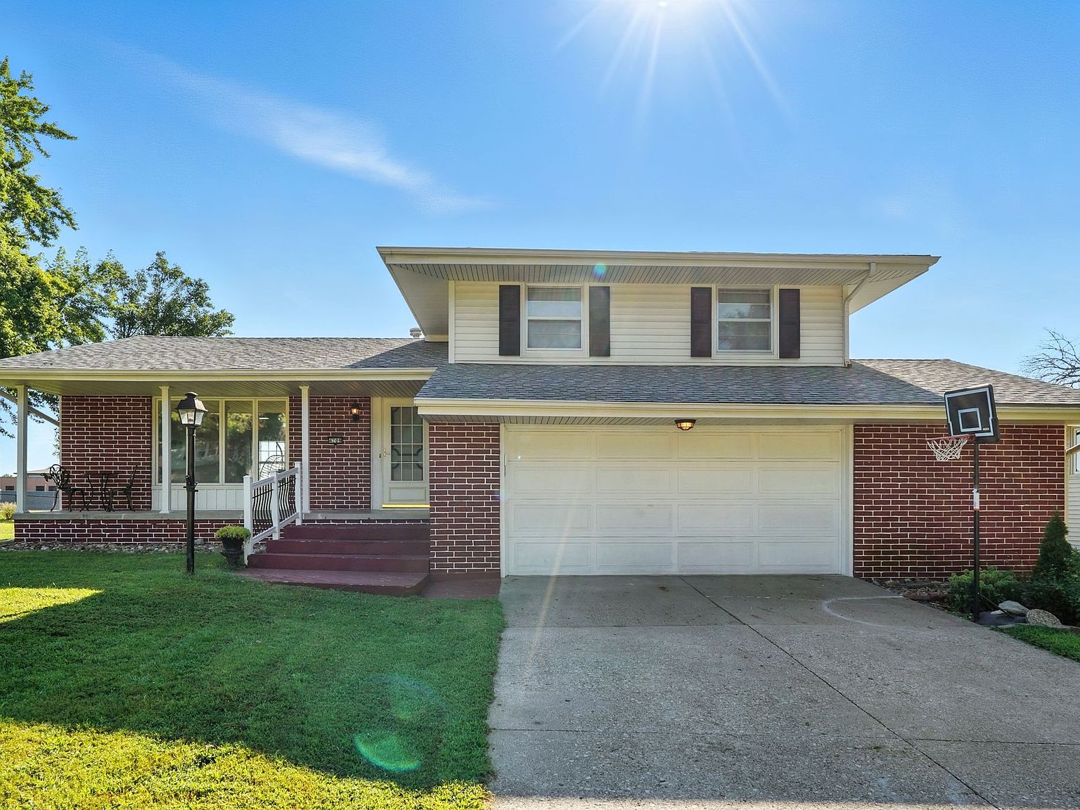 4209 74th St, Urbandale, IA 50322 | Zillow