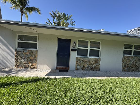 3rd image of 606 SW 5th Ave