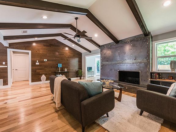 4th image of 1601 Mearns Meadow Blvd