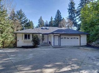 7629 Redrooffs Rd, Sunshine Coast, BC V7Z 1C4