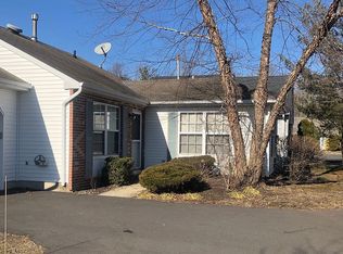 8 Harrow Ln, Freehold, NJ 07728