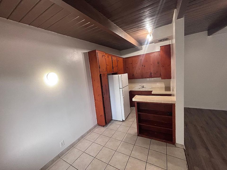 1st image of 3118 Livonia Ave APT 7