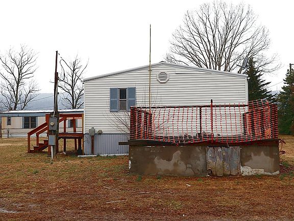 5th image of 922 Alleghany Ave
