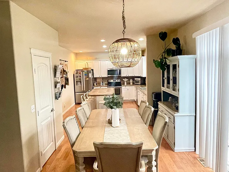 1616 Farina Loop SE — Photo 4