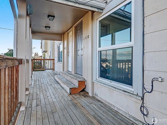 3rd image of 1328 Chestnut Street
