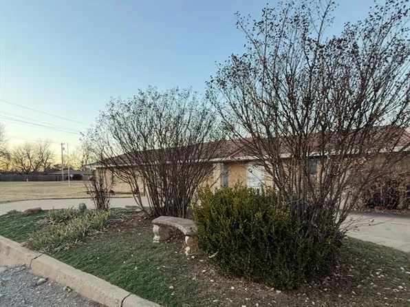 209 Ridgecrest Rd, Edmond, OK 73013