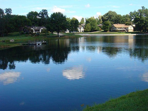 3rd image of 7333 S Shore Dr