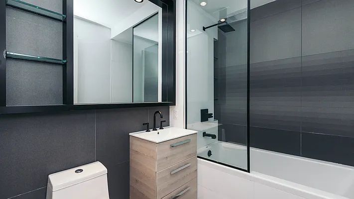 Rented by Nooklyn NYC LLC | media 46