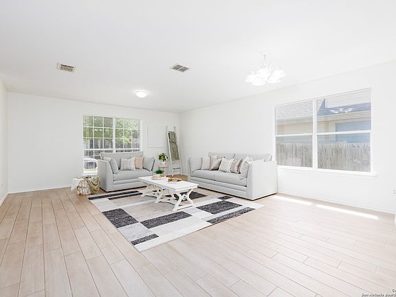 3rd image of 10338 Trotters Bay