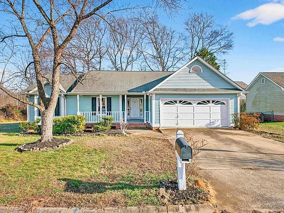 2nd image of 404 Frostberry Ct