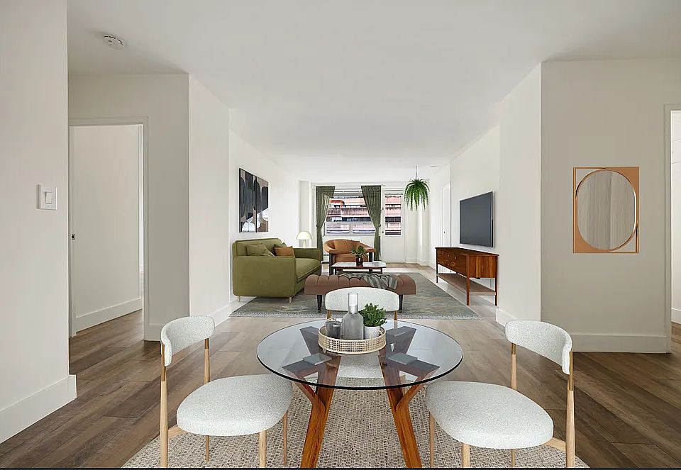 1st image of 104-60 Queens Blvd APT 5X