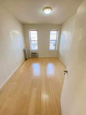 Rented by Level Group | media 24