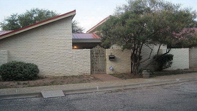 1st image of 17 San Miguel Sq