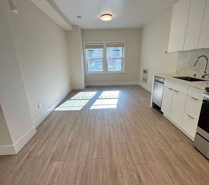 1st image of 3474 17th St #1302R